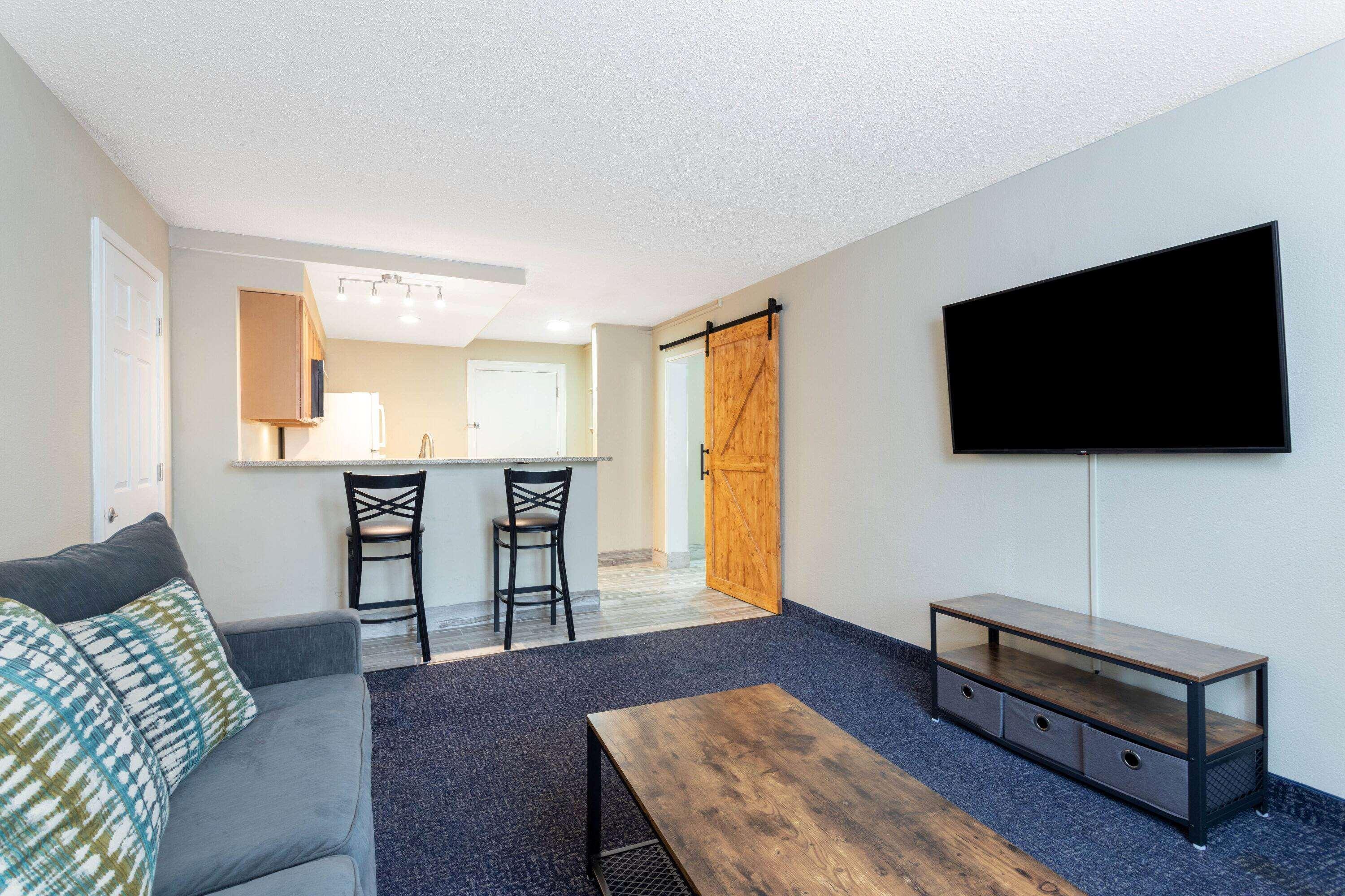 Days Inn And Suites By Wyndham Hammond, In Bagian luar foto
