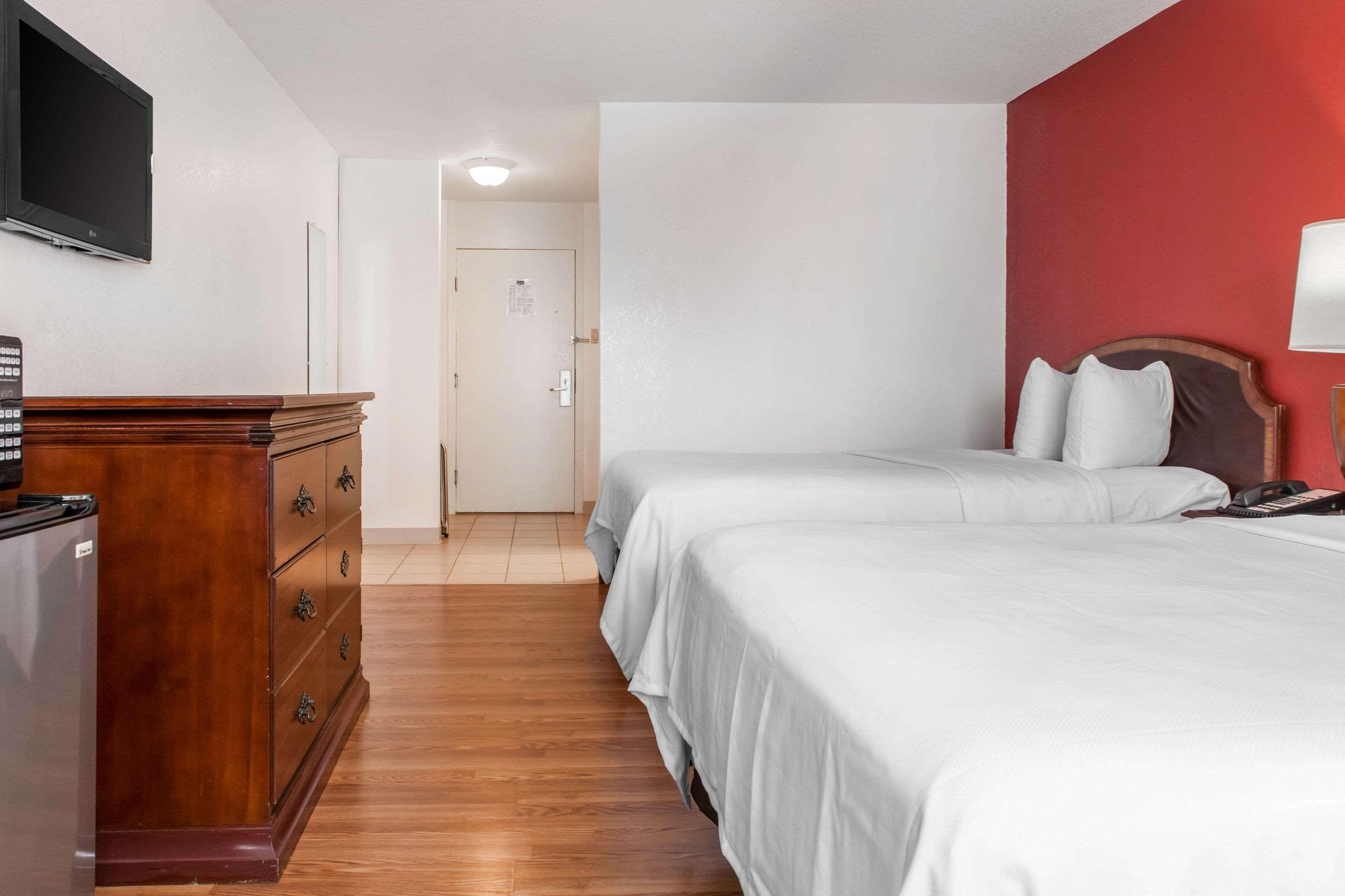 Days Inn And Suites By Wyndham Hammond, In Bagian luar foto
