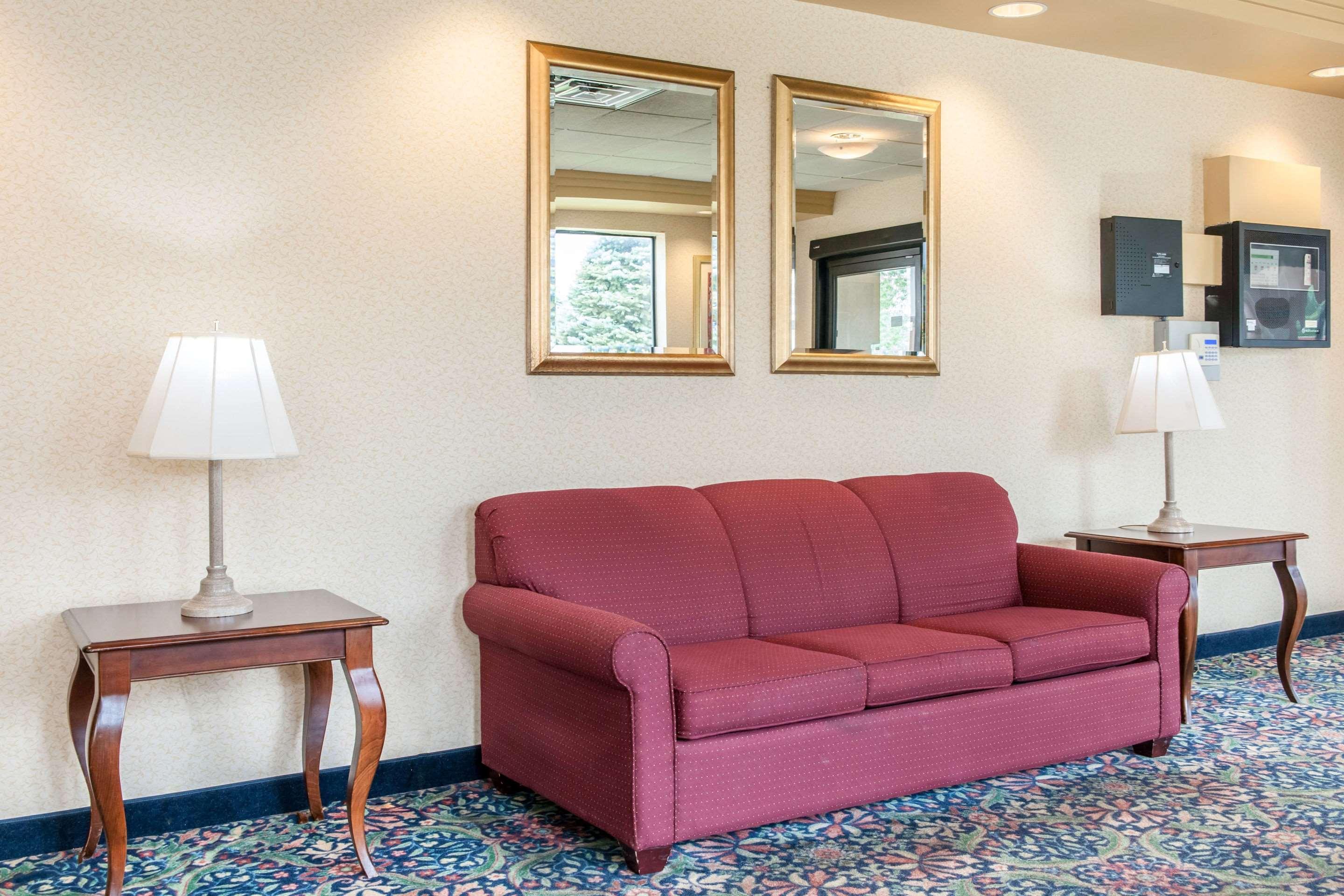Days Inn And Suites By Wyndham Hammond, In Bagian luar foto